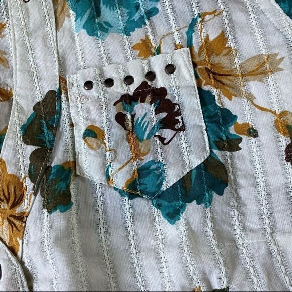 Torrid Floral Print Ribbed Button Down Plus Size 0X - Picture 11 of 11